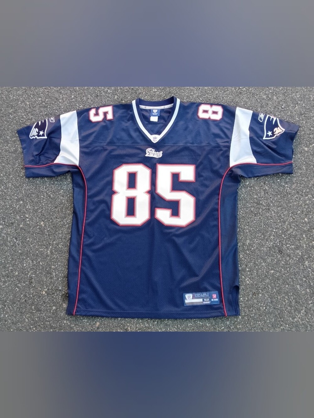 2011 NFL New England Patriots Chad Ochocinco Johnson Reebok Authentic Jersey 52